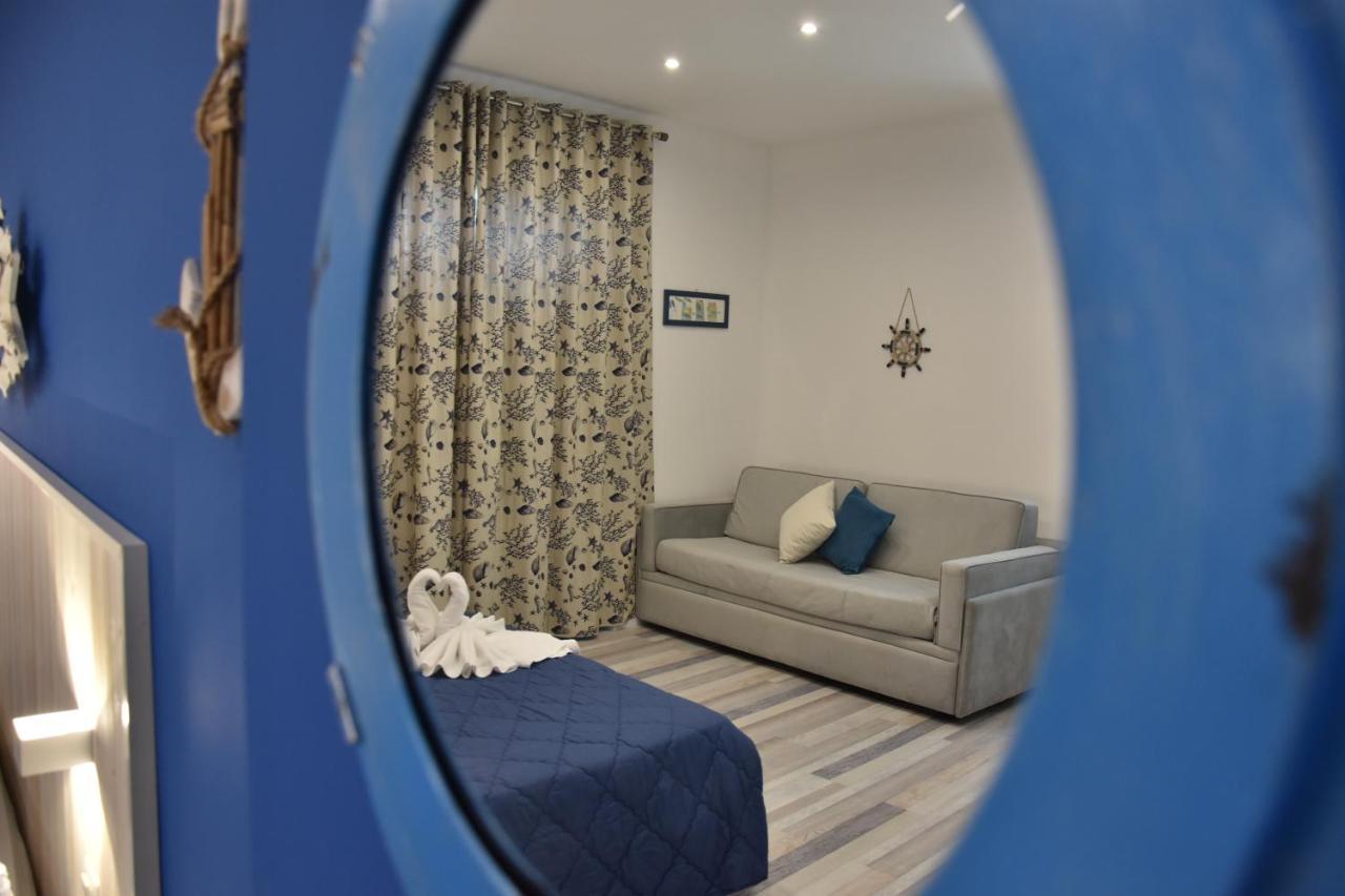 B&B Marina Blu Giardini Naxos Ngoại thất bức ảnh